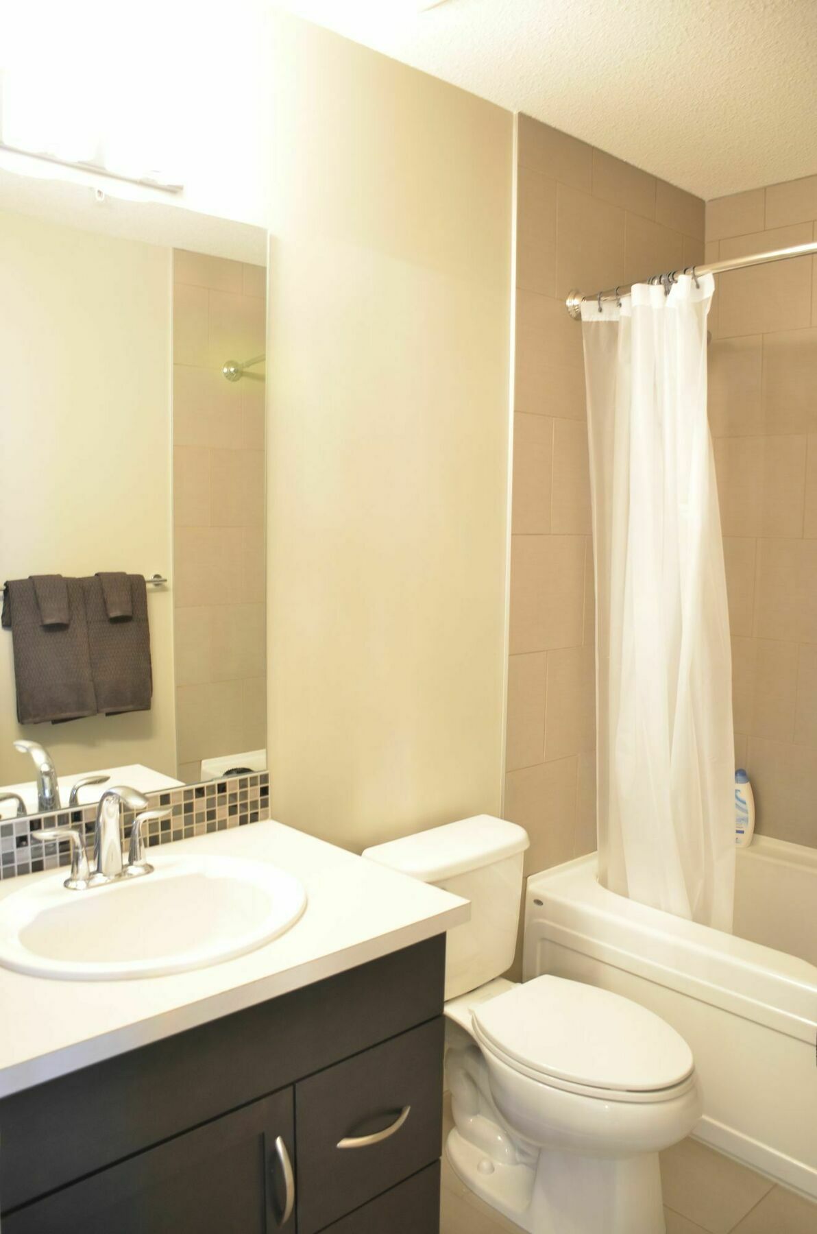 Monki Di Executive Suites - Alura YYC Exterior foto